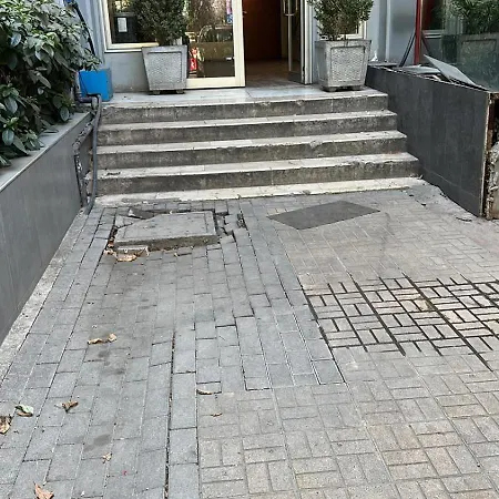 Sami Five * Tirana