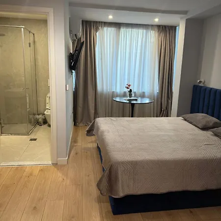 Apartman Sami Five