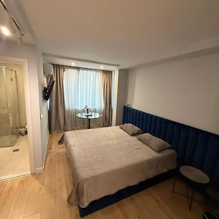 Sami Five Apartman *