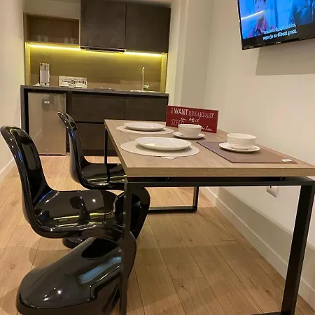 Sami Five Apartman *